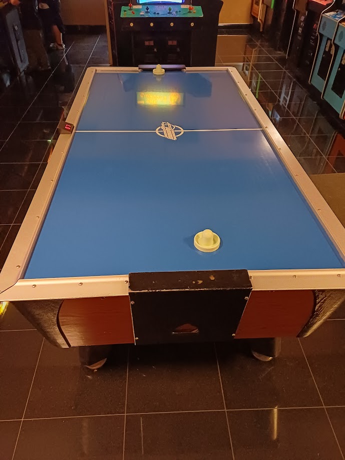 Read more about the article Air Hockey